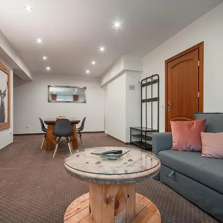 Проживание в семье Dworek Pod Jodlami Закопане