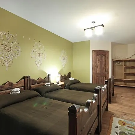 Проживание в семье Dworek Pod Jodlami Закопане