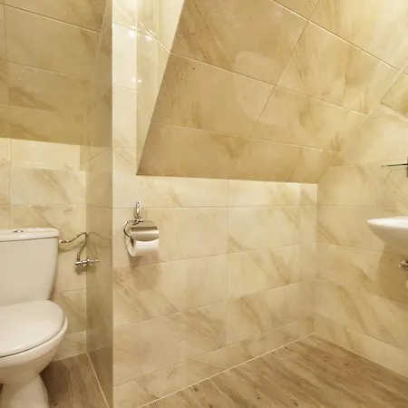 Проживание в семье Dworek Pod Jodlami Закопане