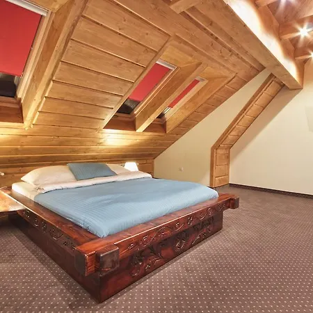 Проживание в семье Dworek Pod Jodlami