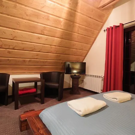 Проживание в семье Dworek Pod Jodlami