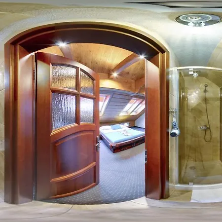 Dworek Pod Jodlami Проживание в семье Закопане